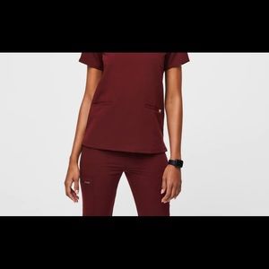 Figs Burgundy Scrub Set (Casma Top and Livingston Pants)